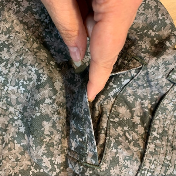 NWT Belted floral short can be rolled up - Picture 15 of 16